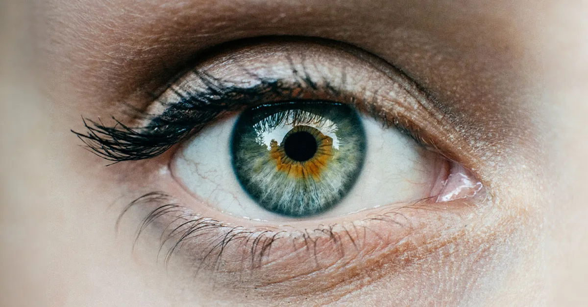 https://images.dailyom.com/images/A10-fb-SomaticHealingTechniquestoReleaseEmotionalOverload_10_1200.jpg